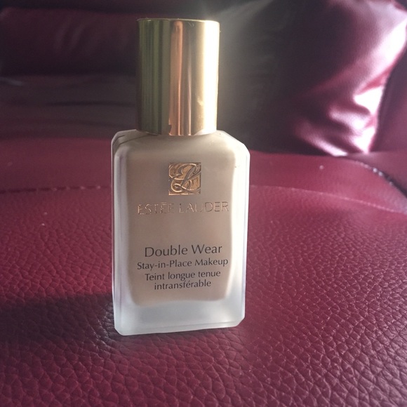 Estee Lauder Double Wear Foundation