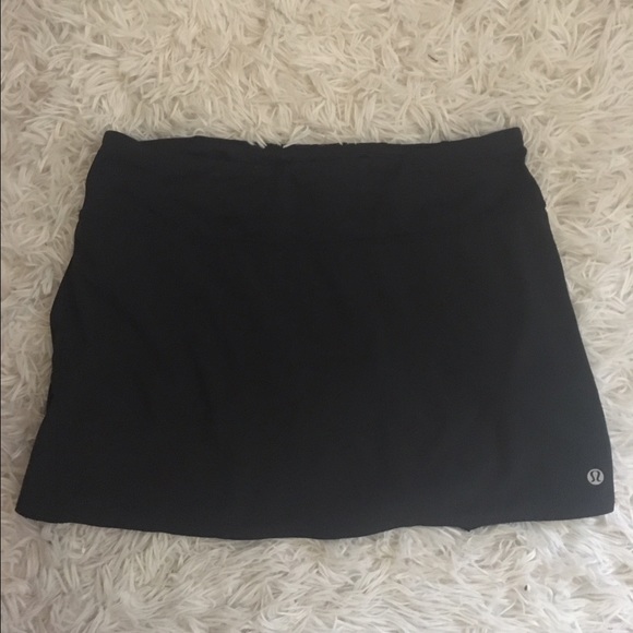Lululemon Black Skirt