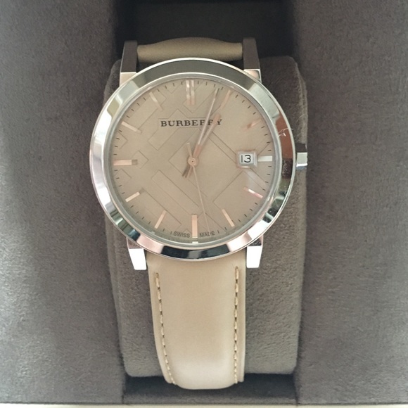 Burberry Check-Engraved Watch/Stainless Steel