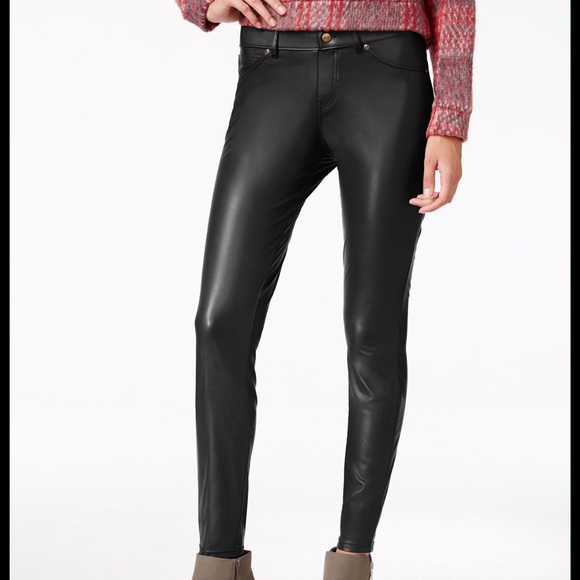 HUE Pants - 🆕🎉👖HUE FAUX LEATHER LEGGING 🎉