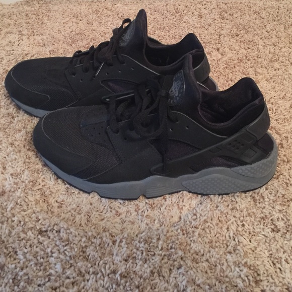 AIR HUARACHES