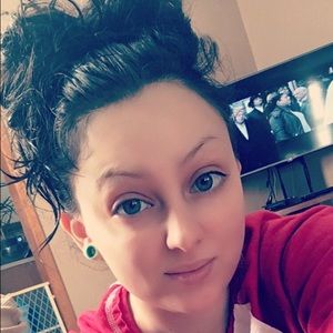 Meet your Posher, Kim