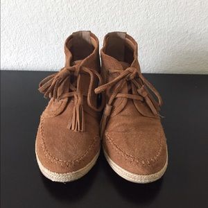 Crown Vintage suede wedge shoes