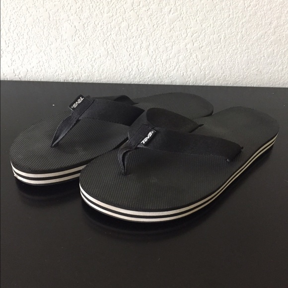 Teva black/white sandals