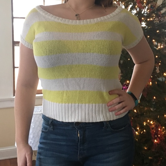 Medium garage short sleeve sweater