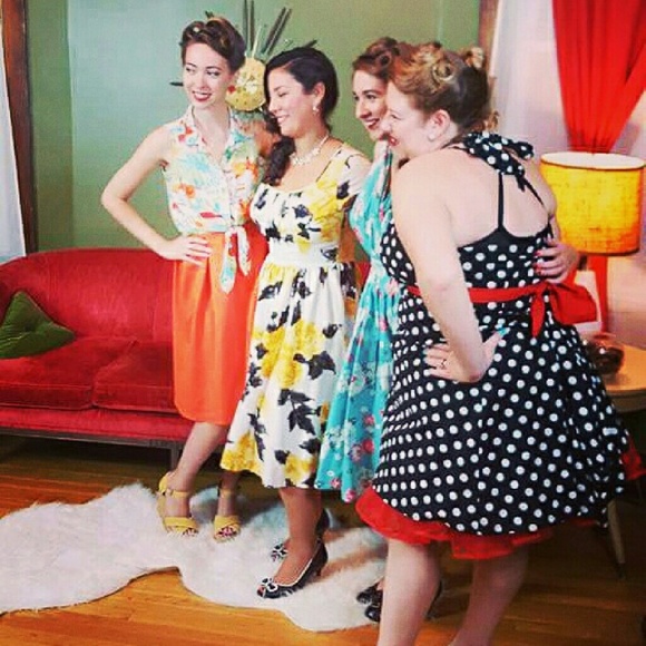 Meet your Posher, Heather - Picture 3 of 4