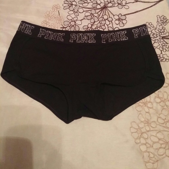 Victoria secret PINK boyshorts in black.