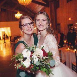 Meet your Posher, Lauren