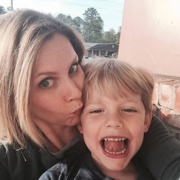 Meet your Posher, Ashlee