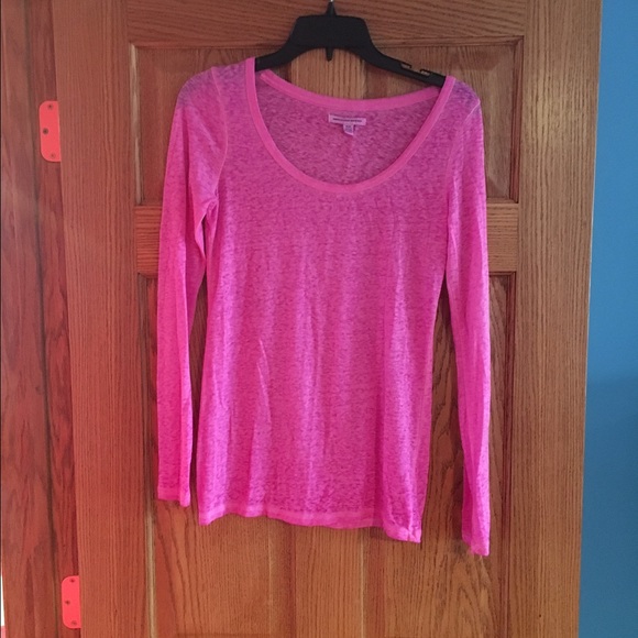 Light weight long sleeve