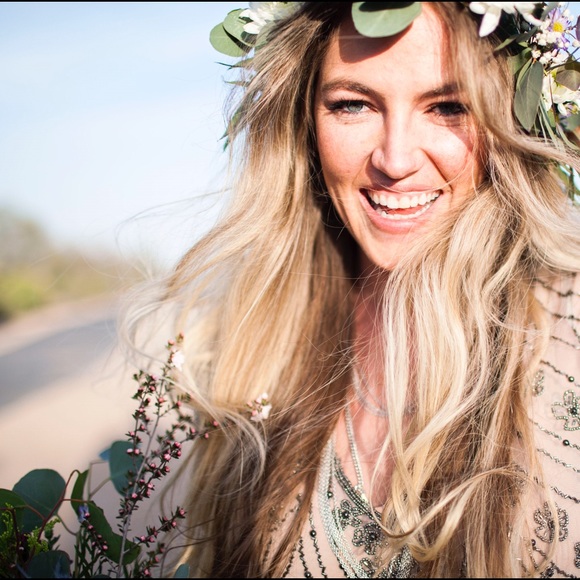 Meet your Posher, Sara - Picture 3 of 3