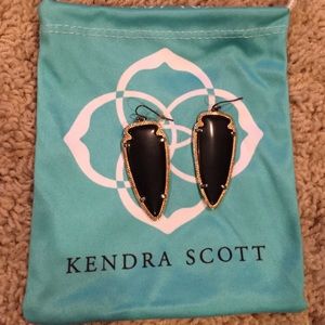 Black Kendra scott earrings