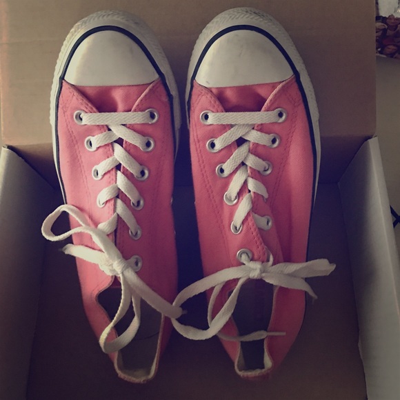 Pink Converse size Women's 9