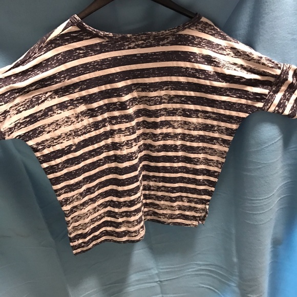 Raglan Tee - Picture 3 of 3