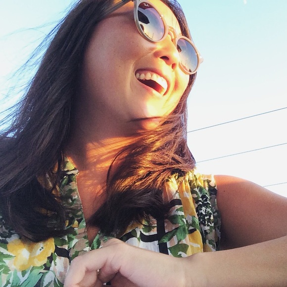 Meet your Posher, Courtney