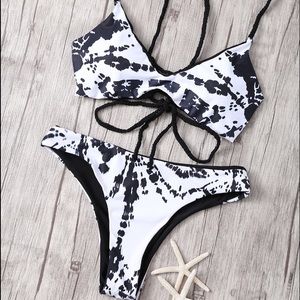 black and white bikini set