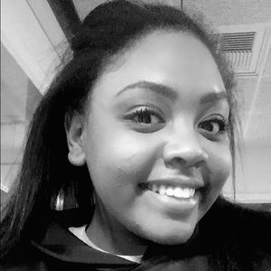 Meet your Posher, Kimberlee