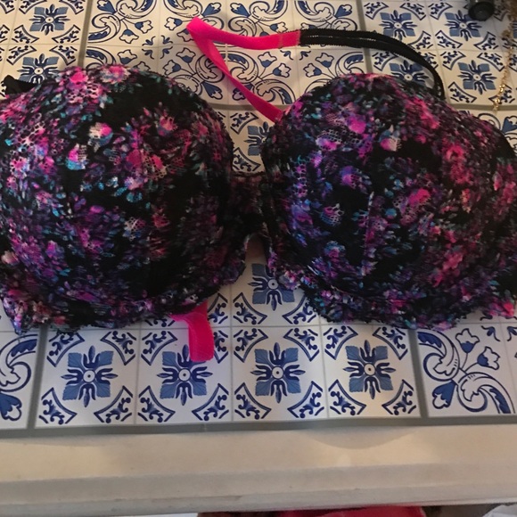 Victoria secret push up bra