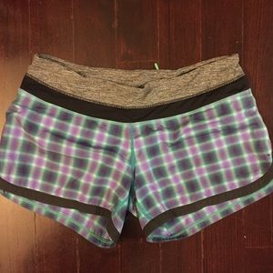 Lululemon Groovy Run Short