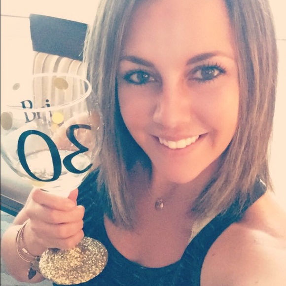 Meet your Posher, Brianne