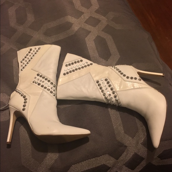 Guess Nyx, Fire Hot White Leather Boots