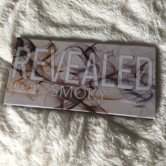 Coastal Scents Revealed Smoky Palette