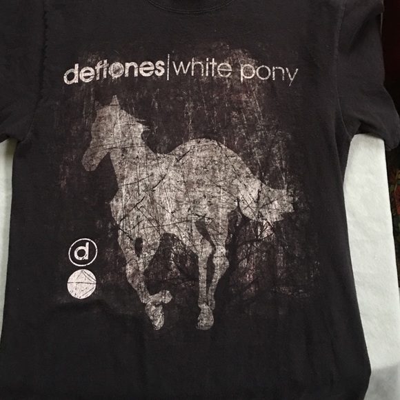 Deftones tee