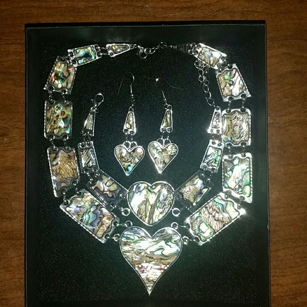 3 Piece Abalone set never worn