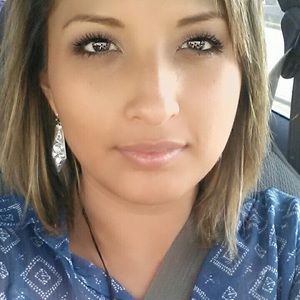 Meet your Posher, Veronica