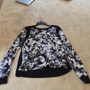 Forever 21 long sleeve flower print shirt