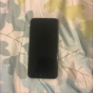 Unlocked IPhone 6 16gb