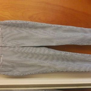Crown & Ivy Womam pants size 8! 100% Cotton