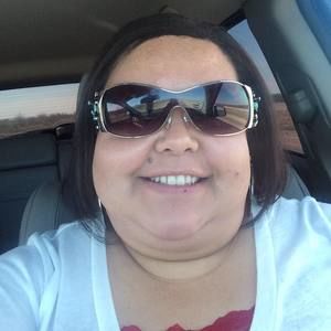 Meet your Posher, Mayra