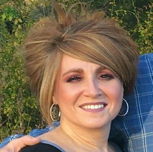 Meet your Posher, Gina