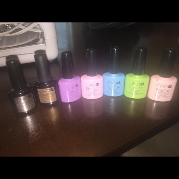 Shellac Machine with Top and base coats and colors - Picture 2 of 4