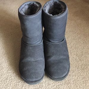 Grey Bearpaw Boots Size 11