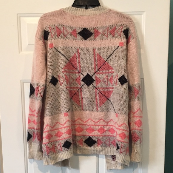 Aztec Cardigan - Picture 2 of 2