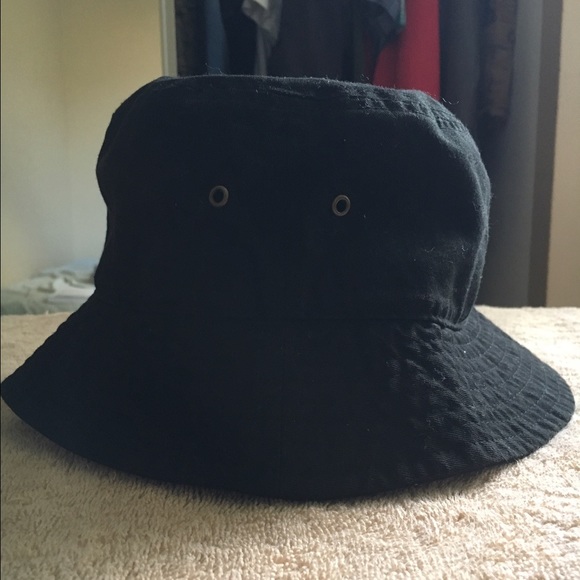BucketHat