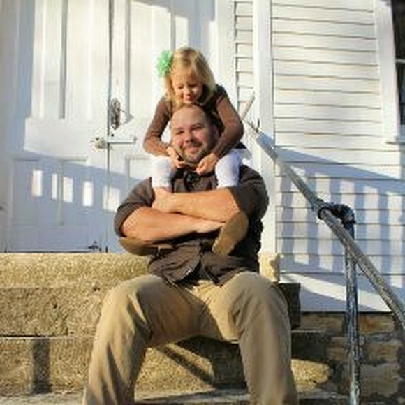 Meet your Posher, Larry