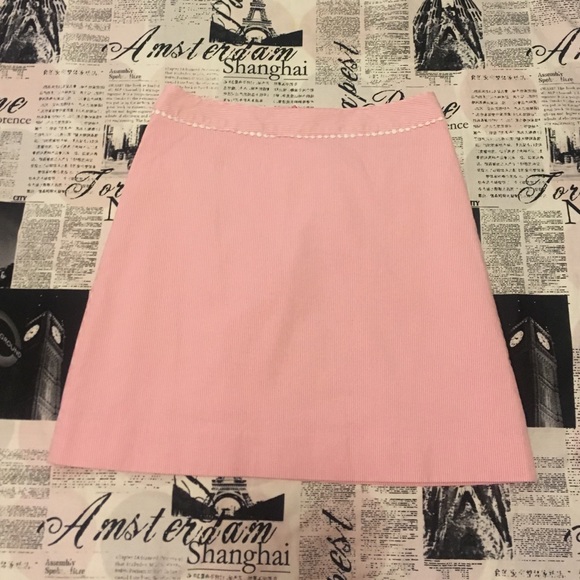 White tag Lilly Pulitzer seersucker skirt