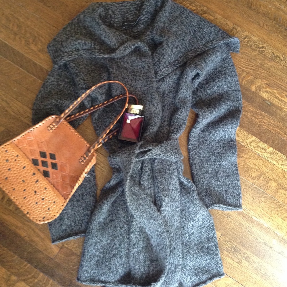 Knee-length wrap sweater! 👢 - Picture 1 of 2