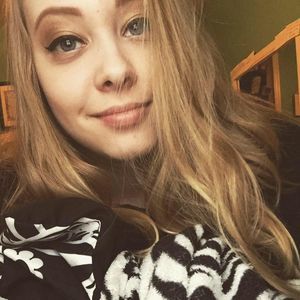 Meet your Posher, Carissa