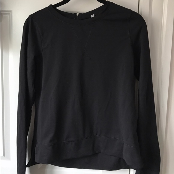 Black Lululemon Pullover with zipper on back