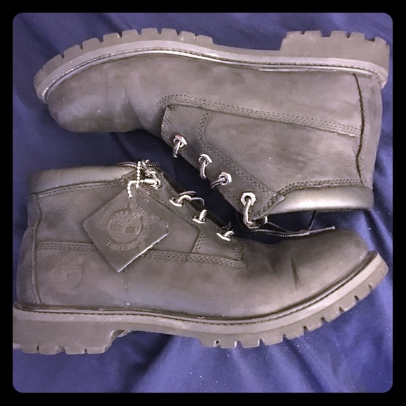 Timberland Short/ Ankle Boots - Black Leather