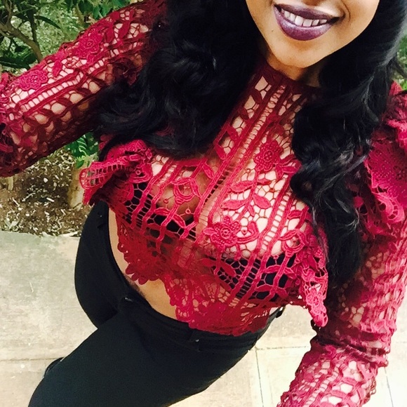 Premium lace top with ruffle front in oxblood - Picture 4 of 4