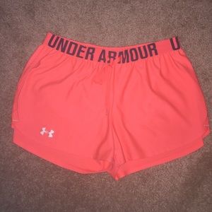 NWOT Under Armour semi-fitted shorts