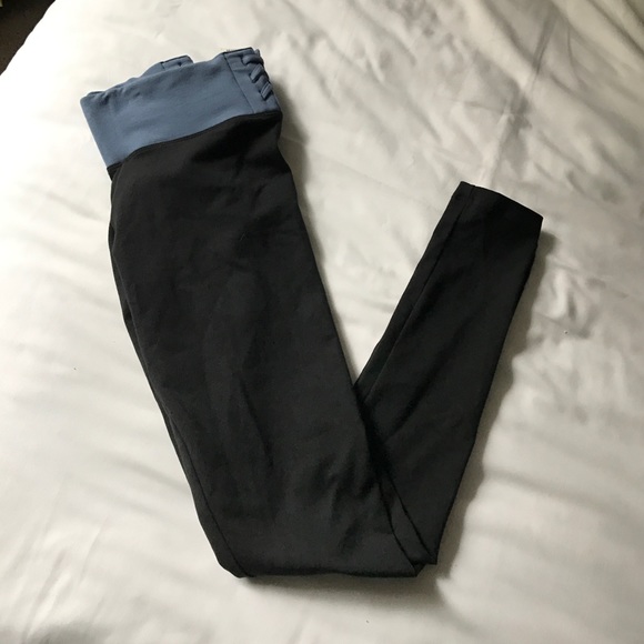 🚫SOLD🚫VS Pink Full Length Skinny Yoga Pants