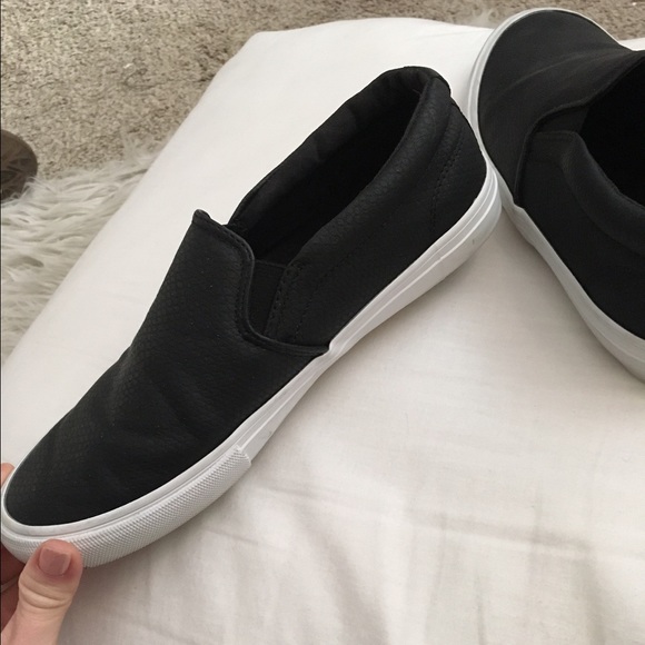 Black faux snakeskin pattern sneakers