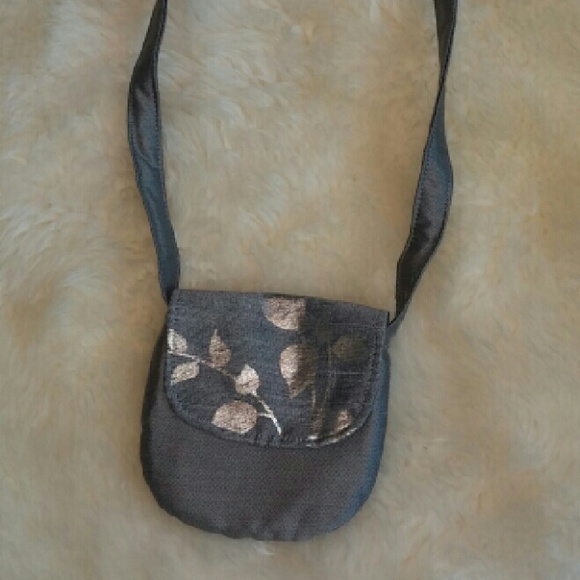 Bag - Picture 1 of 3