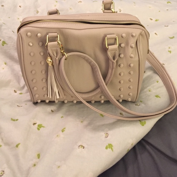 Steve Madden light gray purse